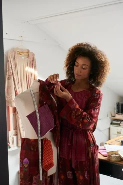 Pip Studio Kimonos|Bademäntel|Naomi Kimono Flores Felices Rot