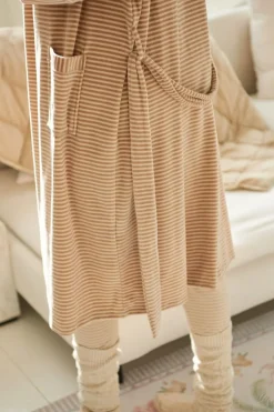 Pip Studio Kimonos|Bademäntel|Naomi Kimono Velvet Little Sumo Stripe Sand