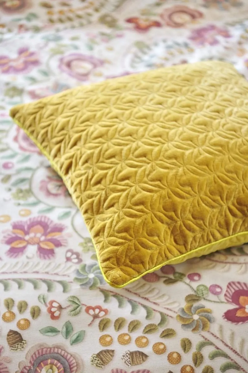 Pip Studio Zierkissen|Bettkissen|Zierkissen Quilty Dreams Hell Gelb