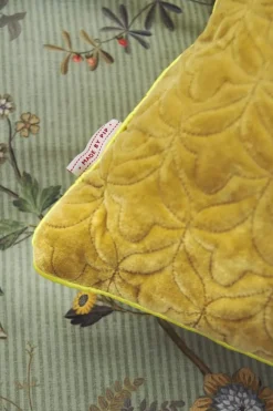Pip Studio Zierkissen|Bettkissen|Zierkissen Quilty Dreams Hell Gelb